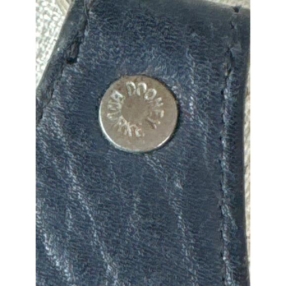 Dooney and Bourke Navy keychain VINTAGE - Picture 3 of 4